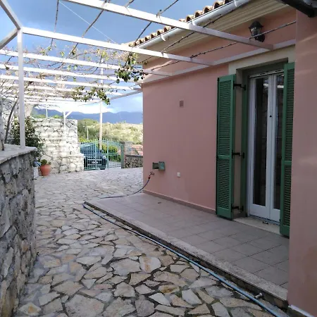 Regina * Kondoyenádha