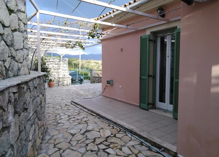 Regina * Kondoyenádha