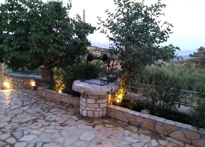 Regina Kondoyenádha