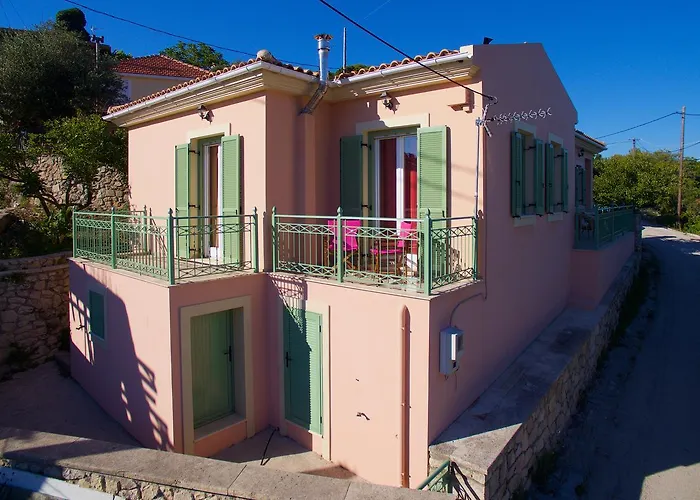 Regina * Kondoyenádha